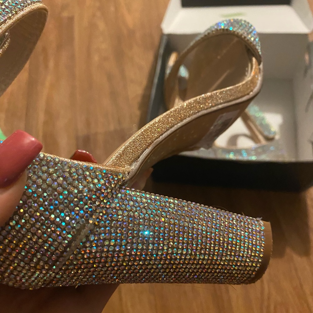 Sparkly heels size 10